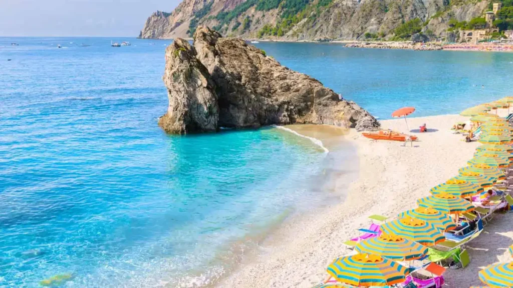 Italy yacht charter vacation