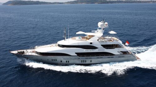 Justa Delia Yacht Charter