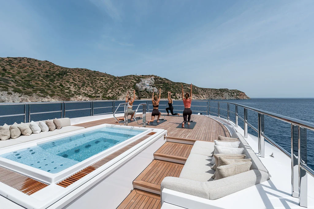 Sun deck Jacuzzi and lounging area aboard M/Y Alva