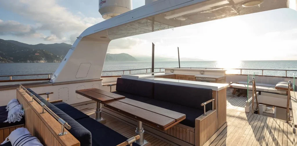 Sun deck seating and lounge aboard M/Y Curiosity