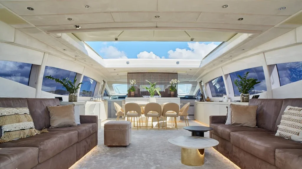 Le Magnifique yacht charter aft deck alfresco dining area